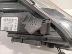 Koplamp links Renault Clio IV 0.9 TCe 90 260605046R, Ophalen of Verzenden, Gebruikt, Renault