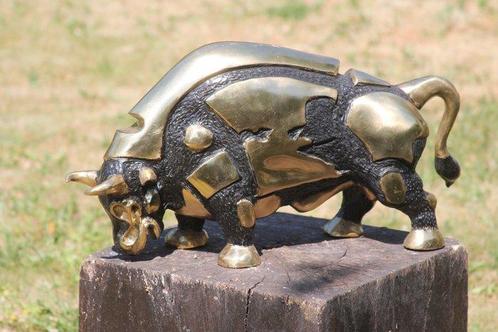 Beeld, black bull - 30 cm - Brons, Antiek en Kunst, Curiosa en Brocante