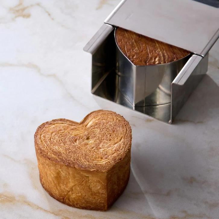 Pavoni RVS Bakvorm Hart 80x70mm, Hobby en Vrije tijd, Taarten en Cupcakes maken, Nieuw, Verzenden