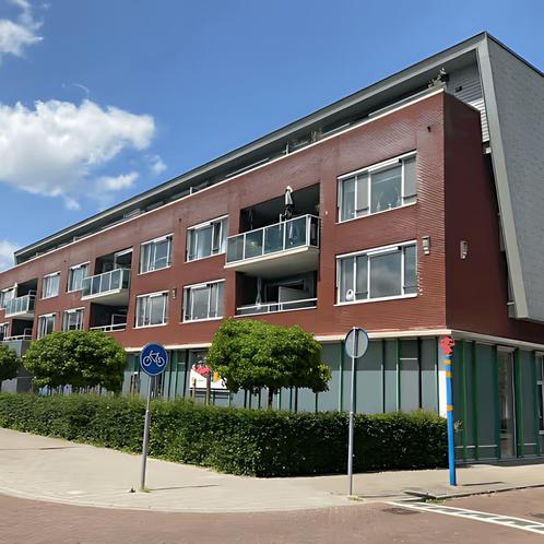 Appartement met balkon en langdurige huur, Huizen en Kamers, Huizen te huur, Direct bij eigenaar, Appartement