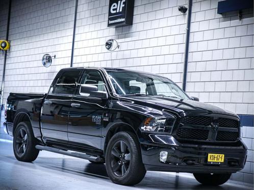 Dodge Ram 1500 SLT Classic Night | 5.7L HEMI V8, Auto's, Bestelauto's, Dealer onderhouden, Lease, Grijs, Automaat, Overige kleuren