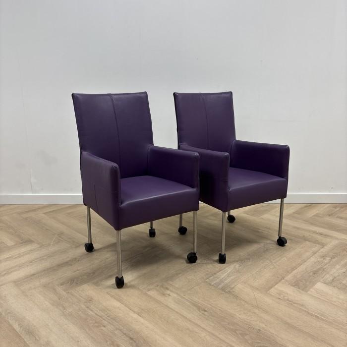 set van 2 x leren eetkamerstoel / vergaderstoel op wielen,, Huis en Inrichting, Stoelen, Eén, Gebruikt, Leer, Ophalen of Verzenden