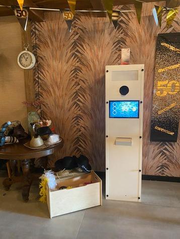 Goedkope photobooth van betrouwbare leveranciers (vanaf€218) beschikbaar voor biedingen