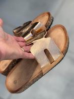 Champagne kleurige Zomerse Slippers, Ophalen of Verzenden, Nieuw, Overige kleuren, Slippers
