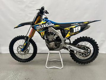Suzuki RMZ450 2019 30 uur beschikbaar voor biedingen