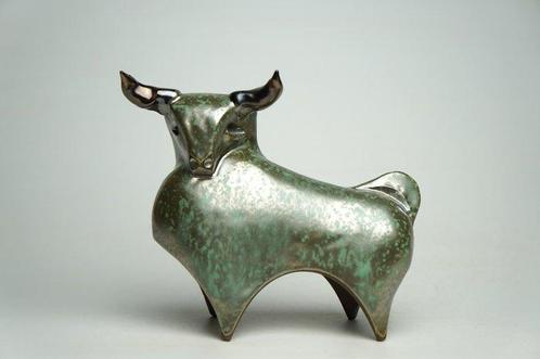 Urszula Despet - sculptuur, Modern Bull - 14 cm - Keramiek -, Antiek en Kunst, Antiek | Glas en Kristal