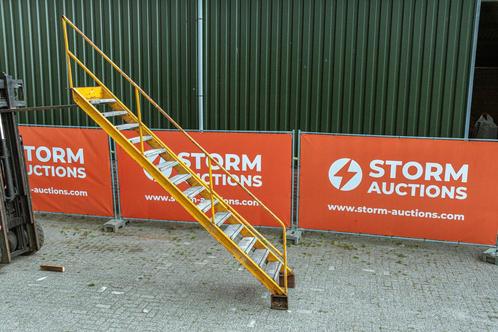 Online veiling: Zelfbouw Verdiepingstrap, Diversen, Overige Diversen