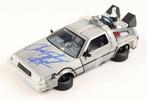 Back to the Future - DeLorean 1:24 Scale Model Car - Signed, Nieuw