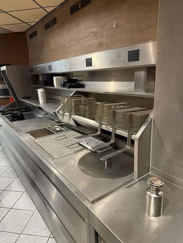 Nog te reviseren - De Kuiper friteuse bakwand bj 2022 nog al beschikbaar voor biedingen