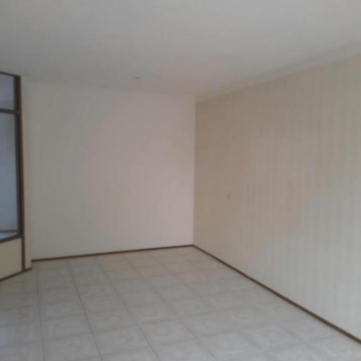 Ruime eengezinswoning met tuin, wasmachineaansluit..., Huizen en Kamers, Huizen te koop