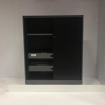 (MDK-106130) Ahrend roldeurkast kleur antraciet 142 cm hoog beschikbaar voor biedingen