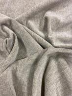 Consistente stof met een zeer zachte, fluweelachtige