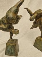 sculptuur, (2) Volumineuze Dames - 31.5 cm - Brons