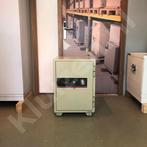 Gebruikte brandwerende kluis Kurogane Wing Safe, Huis en Inrichting, Brandblussers en Brandkasten, Verzenden, Gebruikt