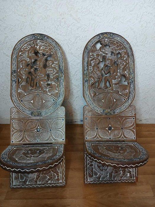 royaume bamoun - Stoel (2) - Side Stoel - Hout, Brons -, Antiek en Kunst, Kunst | Niet-Westerse kunst