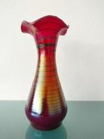 Vaas - Iriserend Boheems glas, Antiek en Kunst