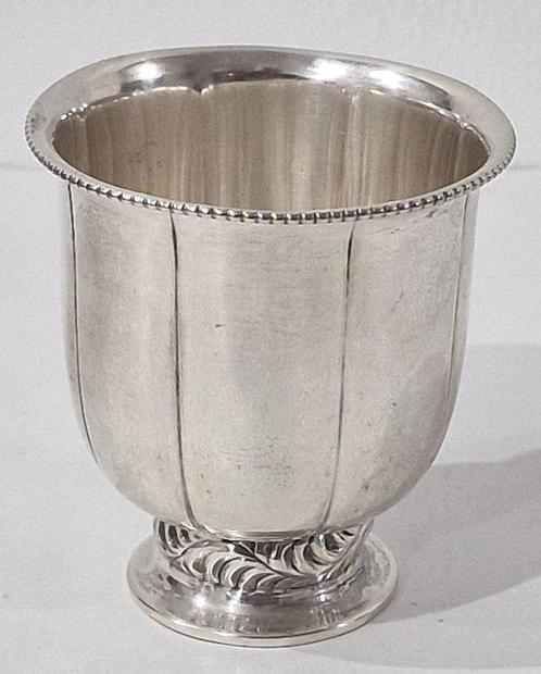 Beker - Zilver - Tulpenbeker op voetstuk, Antiek en Kunst, Antiek | Goud en Zilver