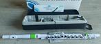 Nuvo - Student Flute, wit met groene accenten -  - Fluit, Muziek en Instrumenten, Blaasinstrumenten | Blokfluiten, Nieuw