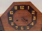 Eikenhouten Amsterdamse school pendule. - Hout - 1920-1930