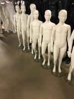 nieuw in doos etalagepoppen  kinderen wit 10 voor 1000 euro, Nieuw in verpakking