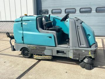 Tennant M17 veeg schrobmachine Project beschikbaar voor biedingen