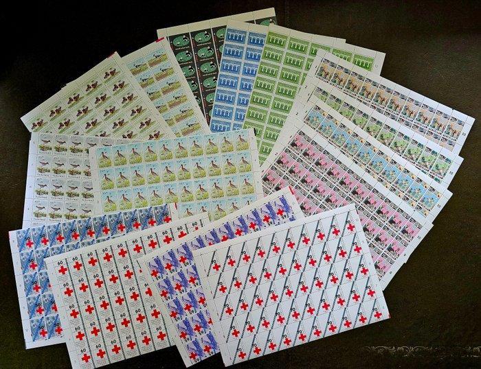 Nederland 1983/1984 - Nederland 1983–1984 – 2700 postfrisse, Postzegels en Munten, Postzegels | Nederland