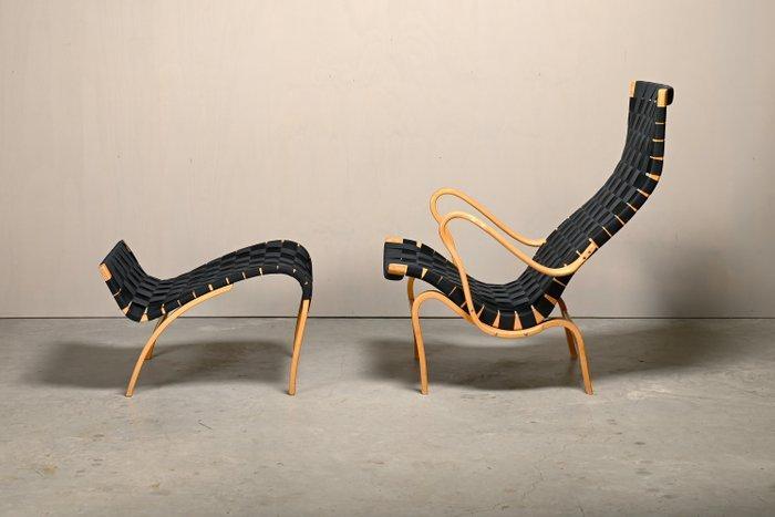 Dux - Bruno Mathsson - Loungestoel met voetenbank - Pernilla, Antiek en Kunst, Antiek | Meubels | Stoelen en Banken