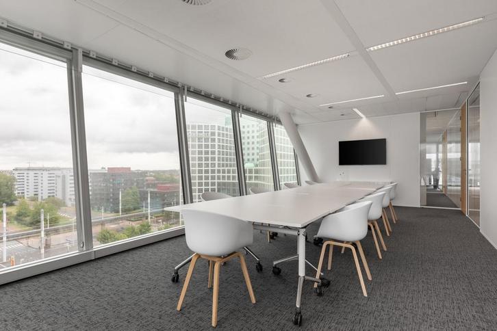 Kantoorruimte in TOO De Haagsche Zwaan, Zakelijke goederen, Bedrijfs Onroerend goed