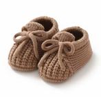 Gebreide baby slofjes bruin of beige, Verzenden, Nieuw, Kraamcadeau