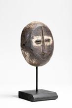 Azzi-Cheyssial-collectie - Masker - Legaal - DR Congo