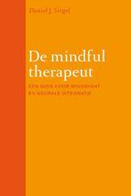 De mindful therapeut 9789057123290 Daniel J. Siegel, Verzenden, Gelezen, Daniel J. Siegel