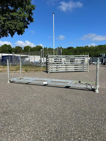 Stapelpallet, Bouwpallet, Stapelrek, Rekken, Rekjes, beschikbaar voor biedingen