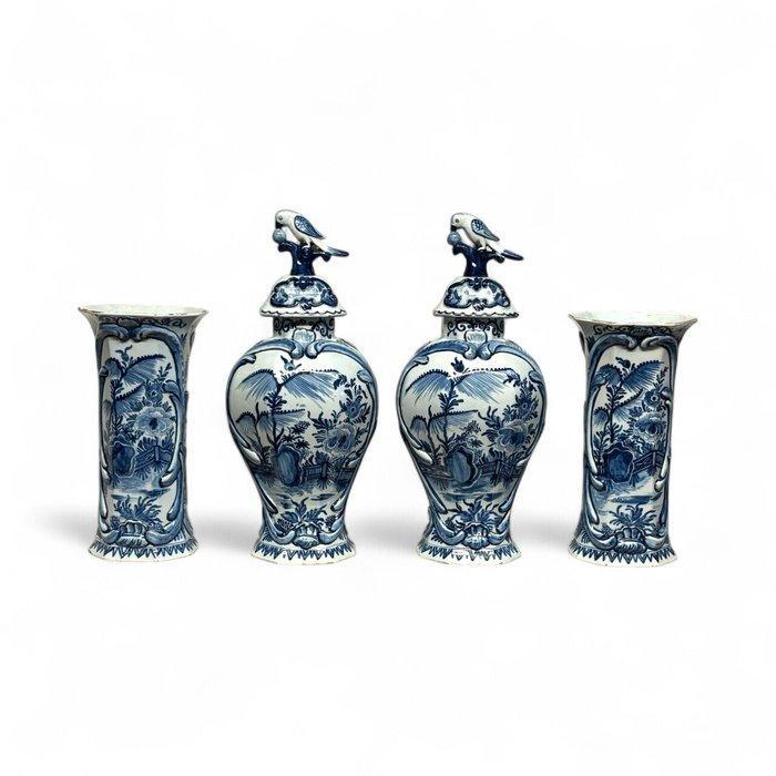 Delft - Vaas - Delfts blauw - 4 handgeschilderde vazen, Antiek en Kunst, Antiek | Glas en Kristal