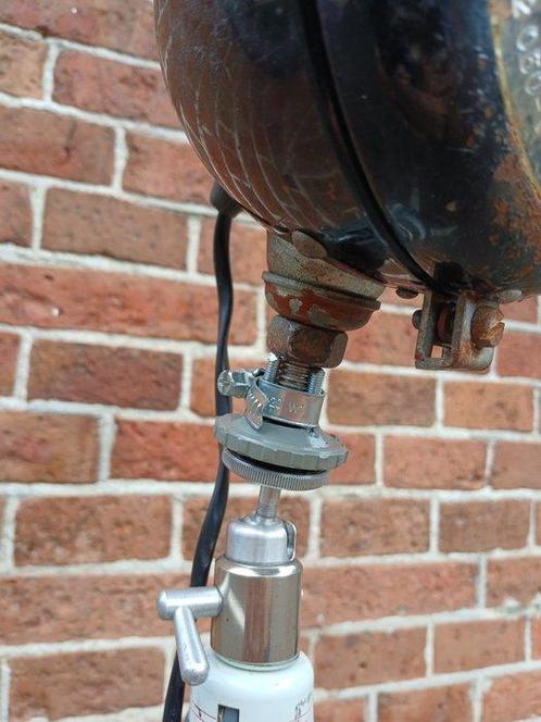 Hella - Statief vloerlamp - mistlamp - Metaal - Industriële, Antiek en Kunst, Antiek | Wandborden en Tegels