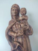Snijwerk, Madonna mit Kind auf dem Arm - Handarbeit - 33 cm, Antiek en Kunst, Antiek | Boeken en Bijbels
