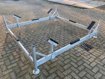 Stapelbare bootbok (Nieuw) winterstalling beschikbaar voor biedingen