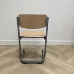 Tweedehands Project schoolstoel (rode stip) zithoogte 39 cm, Huis en Inrichting, Ophalen of Verzenden, Gebruikt, Hout, Eén