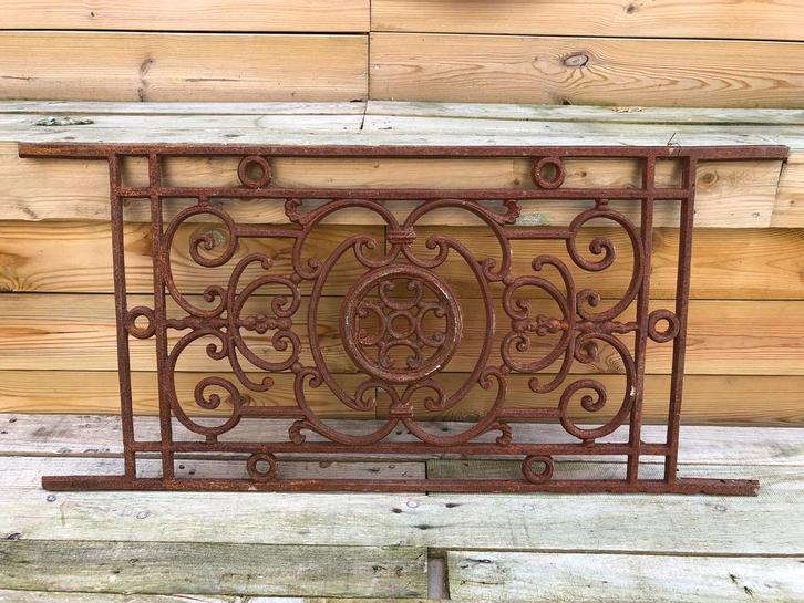 Gietijzeren hekwerk-balkonrooster, Tuin en Terras, Tuinhekken en Hekwerk, Ophalen of Verzenden