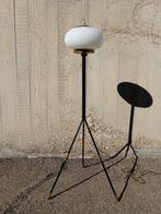Anonimo - Da definire - Lamp - Opaline glas - statief