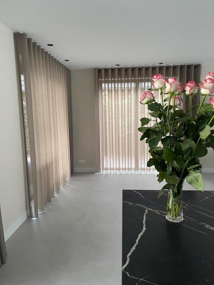 Chique linnenlook taupe inbetweens op maat, Huis en Inrichting, Stoffering | Gordijnen en Lamellen, Beige, Bruin, Grijs, Overige kleuren