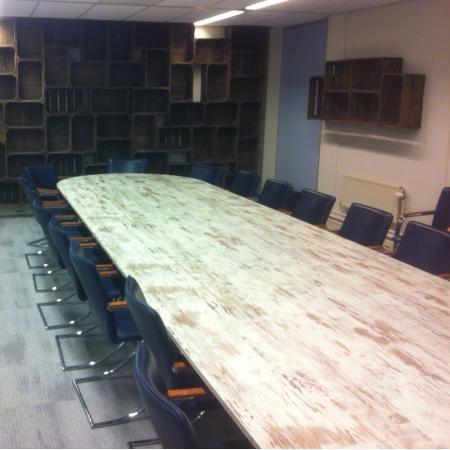 (MDK-104199) Ahrend Mehes refurbished vergadertafel, Huis en Inrichting, Bureaus, Gebruikt, Ophalen of Verzenden