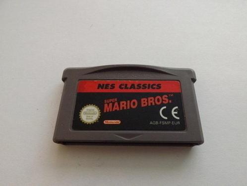 Super Mario Bros (NES Classics) [Gameboy Advance], Spelcomputers en Games, Games | Nintendo Game Boy, Zo goed als nieuw, Ophalen of Verzenden
