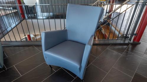 Montis Windy fauteuil Refurbished in Blauw Ohmann 1010 leer, Huis en Inrichting, Fauteuils, Zo goed als nieuw