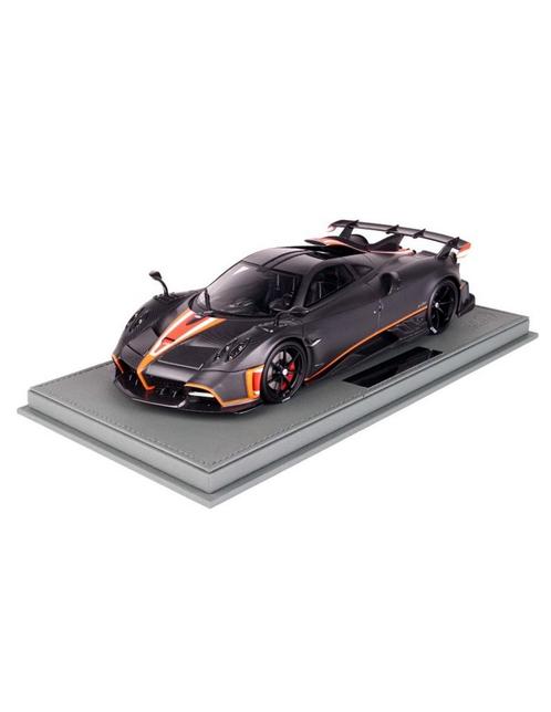 2020 PAGANI IMOLA MATT CARBON FIBRE BLACK BBR MODELAUTO, Hobby en Vrije tijd, Modelauto's | 1:18