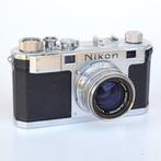 Nikon S + Nikkor 50mm f 1 : 2.0 lens. Meetzoeker camera, Nieuw