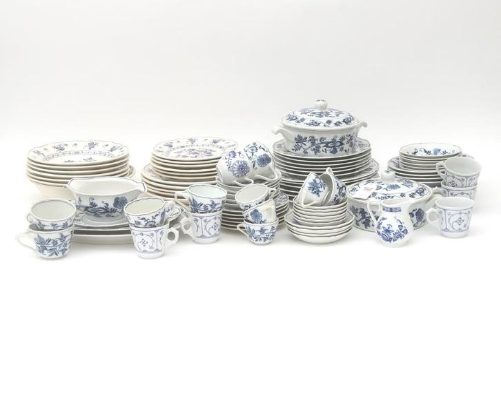 Porseleinen servies w.o. Blue Danube, 20e eeuw (87), Antiek en Kunst, Antiek | Porselein