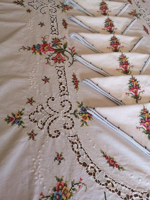 Tafelkleed - 252 cm - 162 cm - Tafelkleed met kruissteek, Antiek en Kunst, Antiek | Kleden en Textiel