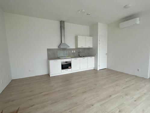 Studio te huur aan Hoornweg in Rotterdam - Zuid-Holland, Huizen en Kamers, Kamers te huur, 20 tot 35 m², Rotterdam