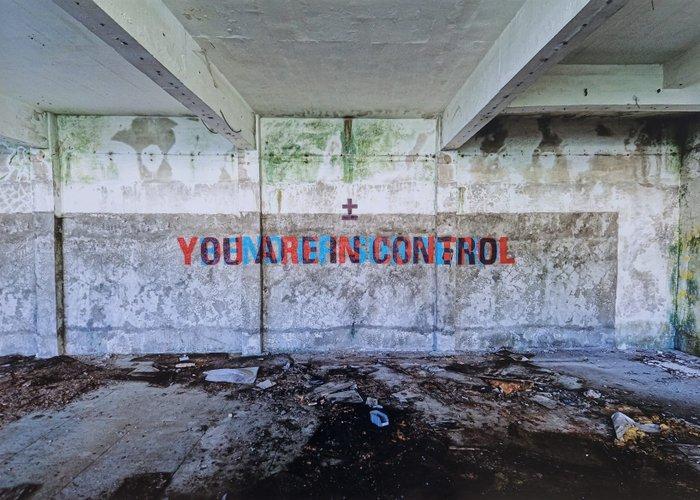 MaisMenos - IndiviDualism #2, Antiek en Kunst, Kunst | Designobjecten