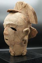 Haniwa-kop uit Japan uit de Kofun-periode in aardewerk circa, Antiek en Kunst